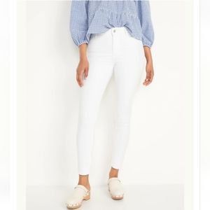 NWOT Old Navy Super Skinny WOW Ankle Fit Size 16 Short